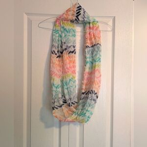 AE Infinity Scarf
